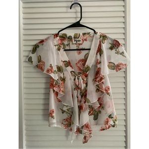 Show me your Mumu: Flowered Blouse